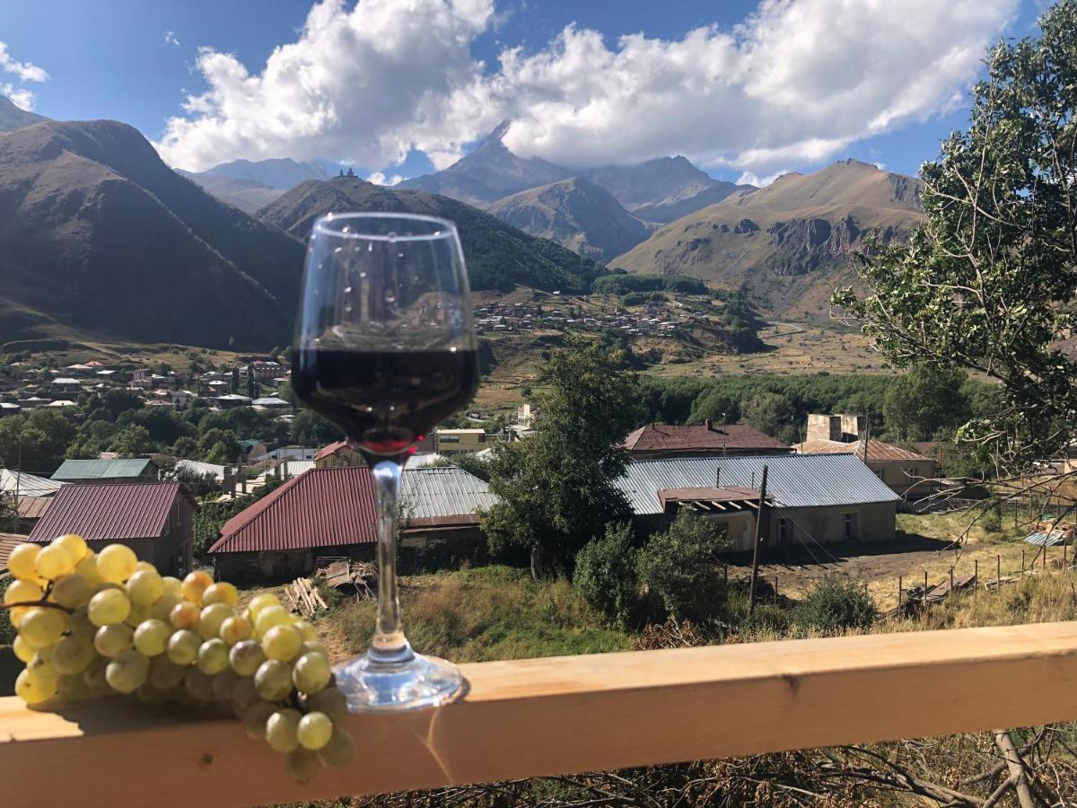 Hotel Nestt Kazbegi Eksteriør billede